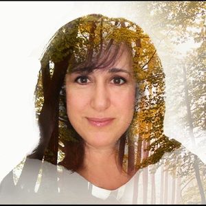 Meet your Posher, Adrienne